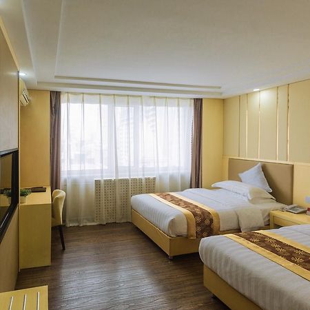 Beiguozhichun Business Hotel Mãn Châu Lý Ngoại thất bức ảnh